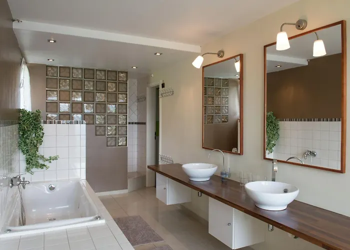 Luxury In With Bubble Bath * Stavelot